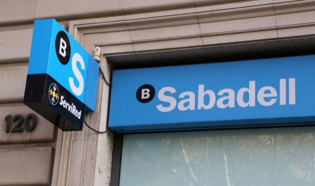 Sabadell lanza a sinatura dixital de contratos por voz
