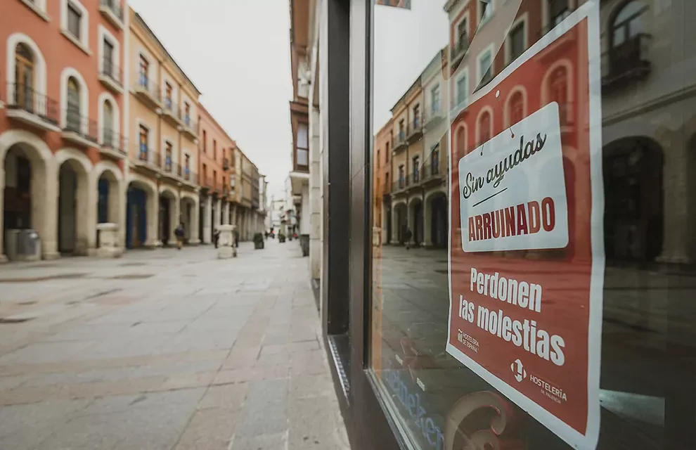 A morte das cidades-decorado: por que as cidades medianas son as grandes esquecidas en España